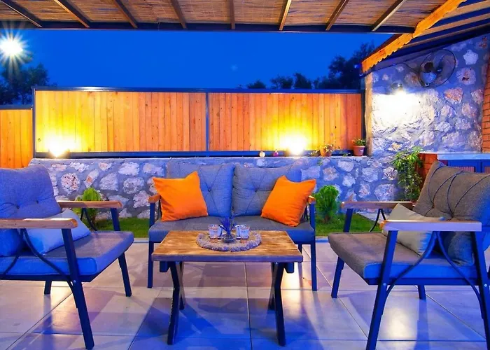 别墅 Yesilkoey 2 Bedroom Secluded With Private Pool Hot Tub 卡尔坎